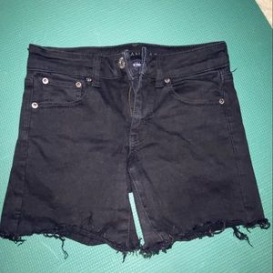 American Eagle stretchy black shorts -